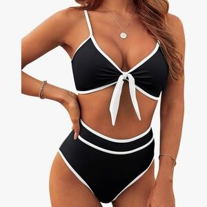 Blooming Jelly Elegant Black and White Bikini Set Size M